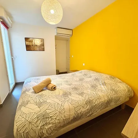 A 100 M Des Plages Rue De Provence Apartment Saint-Raphael (Var)